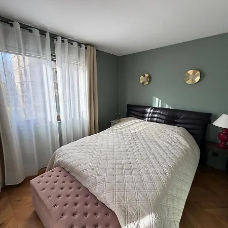 Cozy 89 M2, Balcony, Air Conditioning *