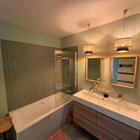 Cozy 89 M2, Balcony, Air Conditioning *